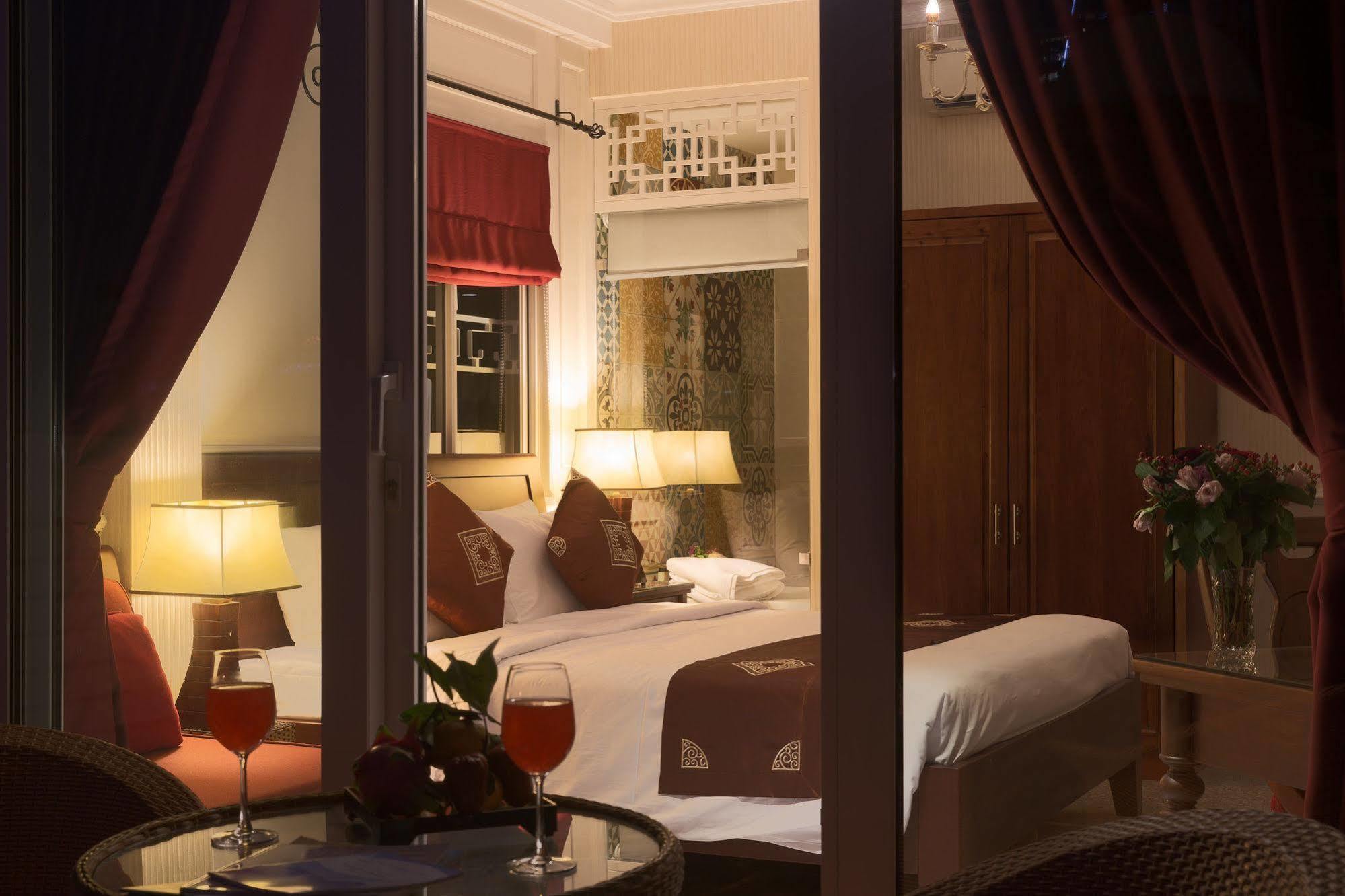 Ben Thanh Boutique Hotel Cidade de Ho Chi Minh Exterior foto